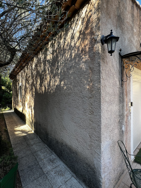 http://ravalement-facades-du-var-sollies-ville-peinture%20(5)-min