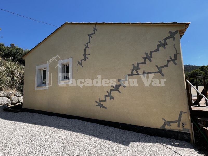 Réparation fissures d'une maison à Hyères, 83400, Var