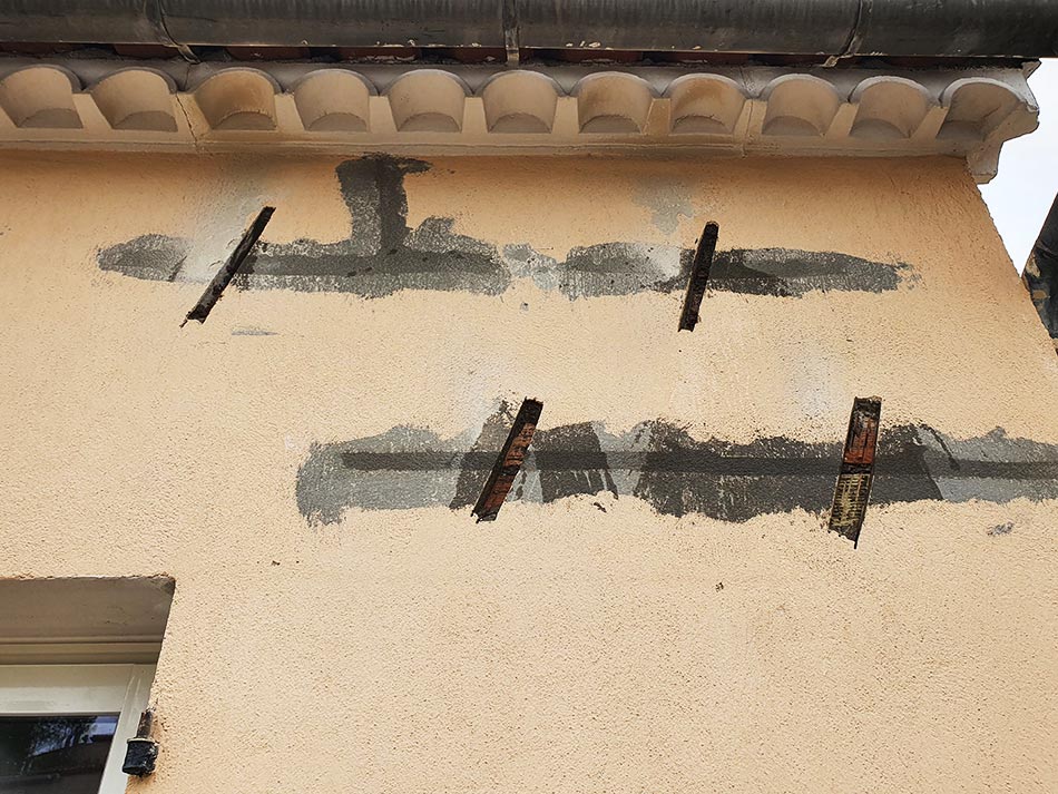 Fissures façade par la sécheresse