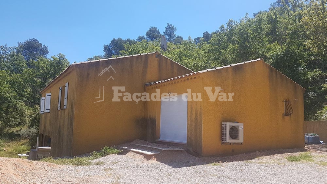 Façades du Var avec signes de vieillissement, travaux par un façadier Var.